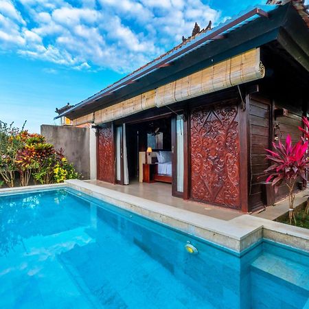 Sri Abi Ratu Villas Sukawati Екстериор снимка