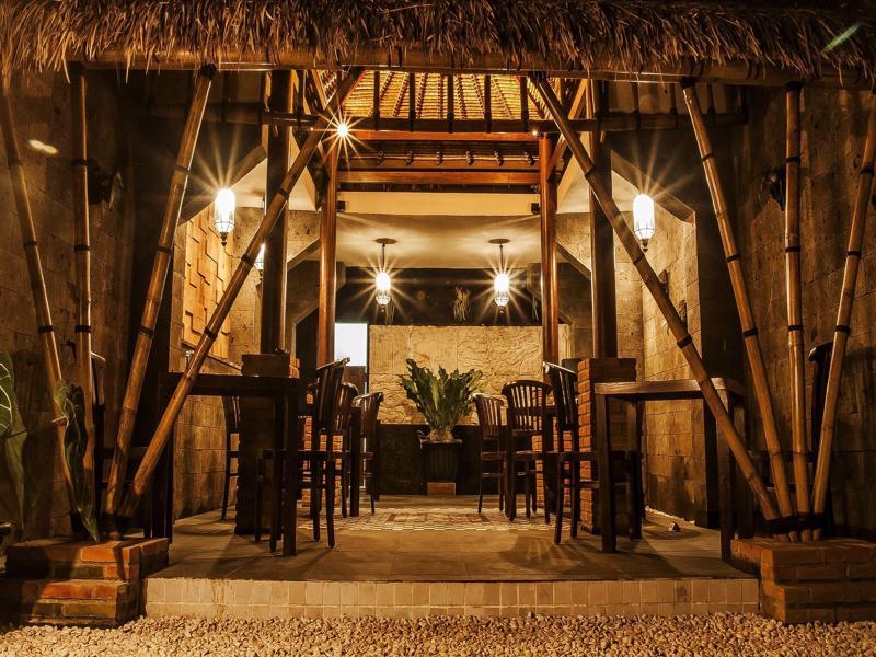 Sri Abi Ratu Villas Sukawati Екстериор снимка