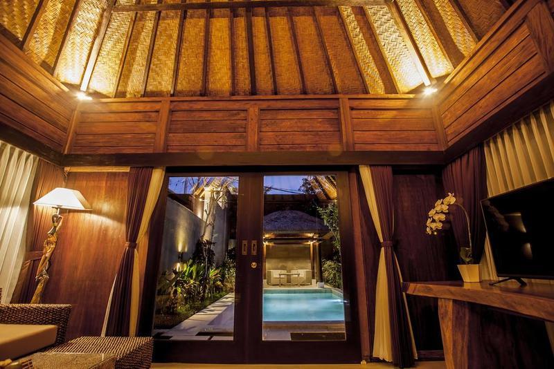 Sri Abi Ratu Villas Sukawati Екстериор снимка