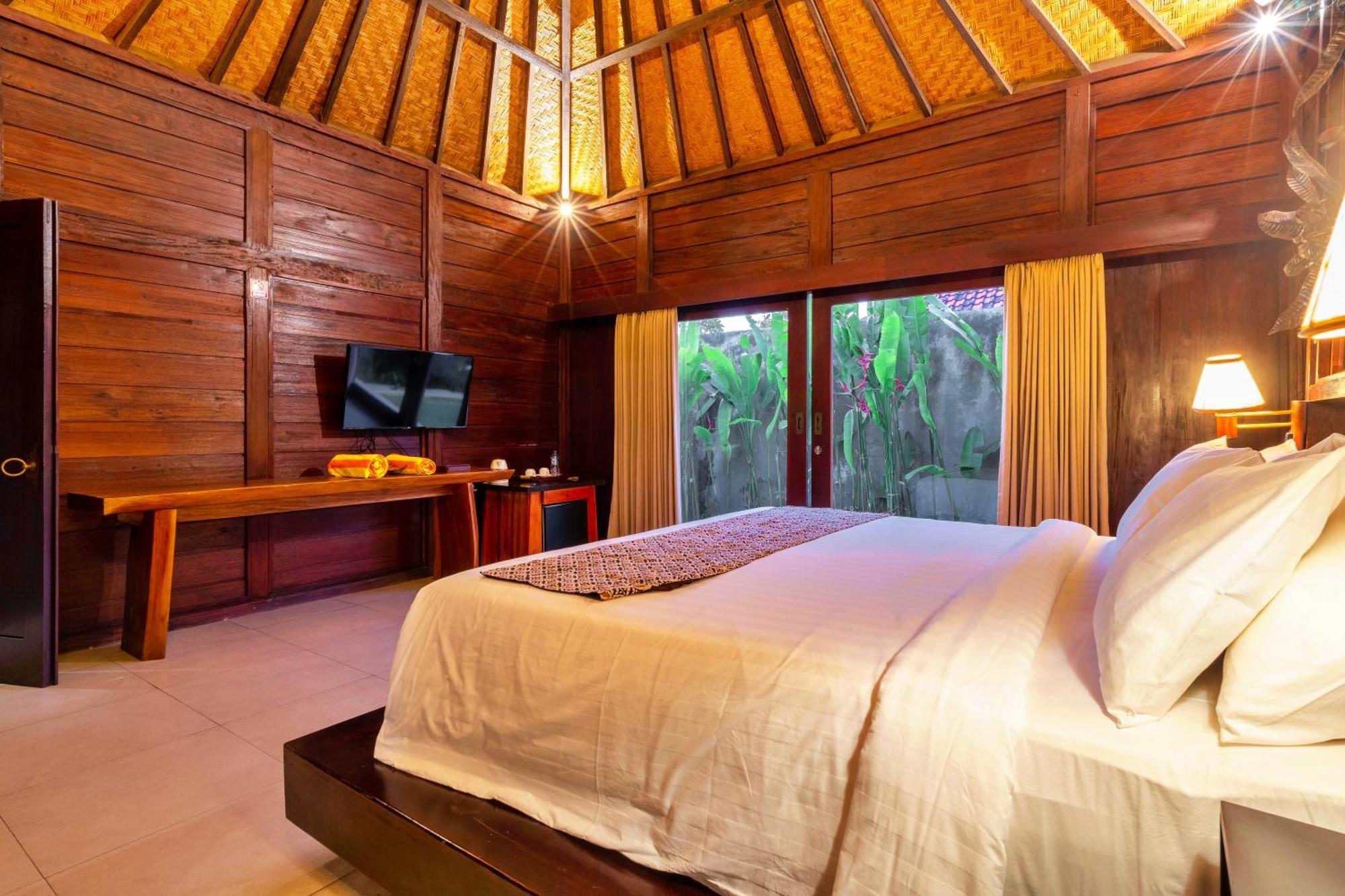 Sri Abi Ratu Villas Sukawati Екстериор снимка