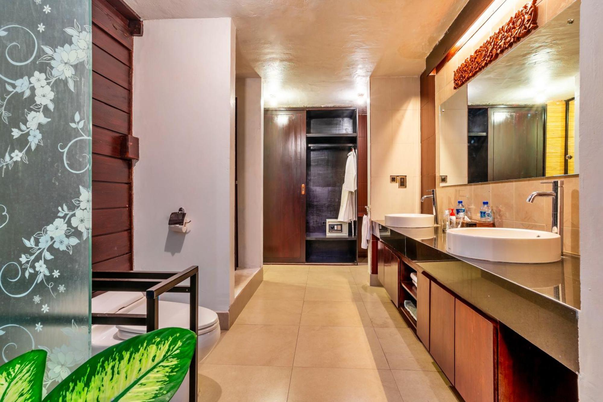 Sri Abi Ratu Villas Sukawati Екстериор снимка