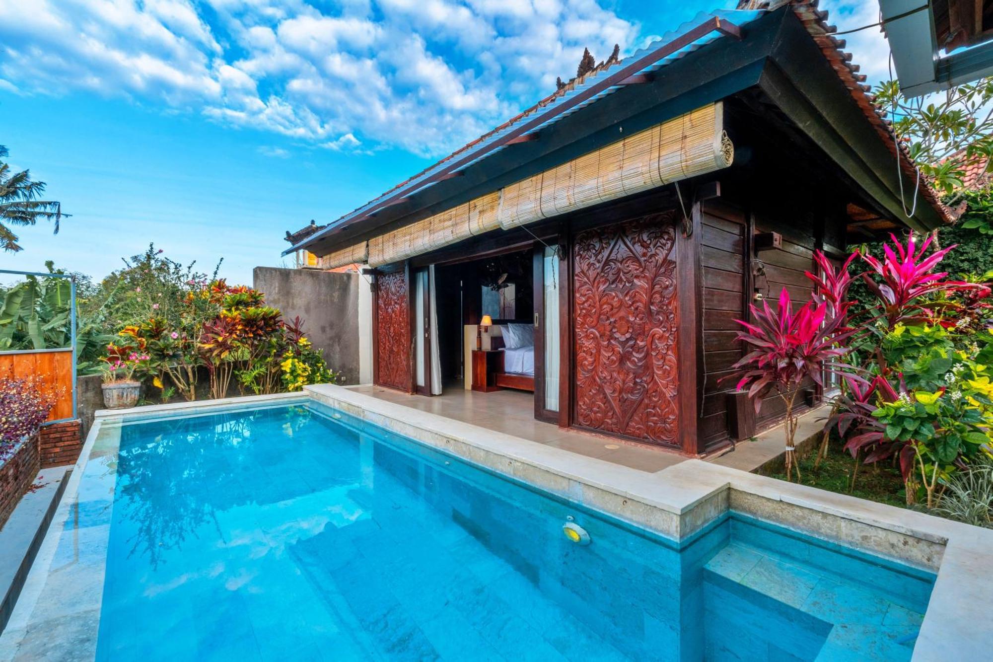 Sri Abi Ratu Villas Sukawati Екстериор снимка