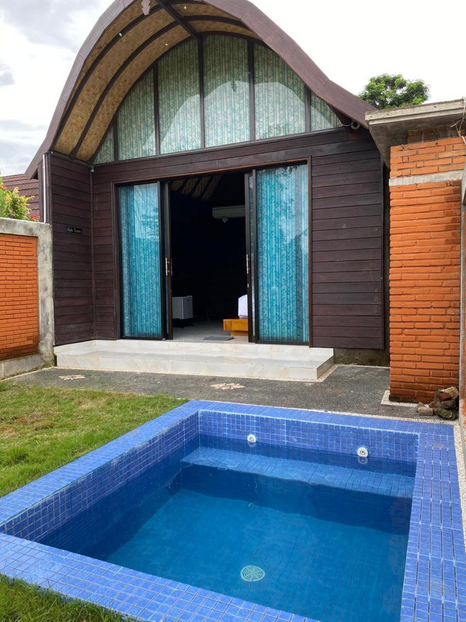 Sri Abi Ratu Villas Sukawati Екстериор снимка