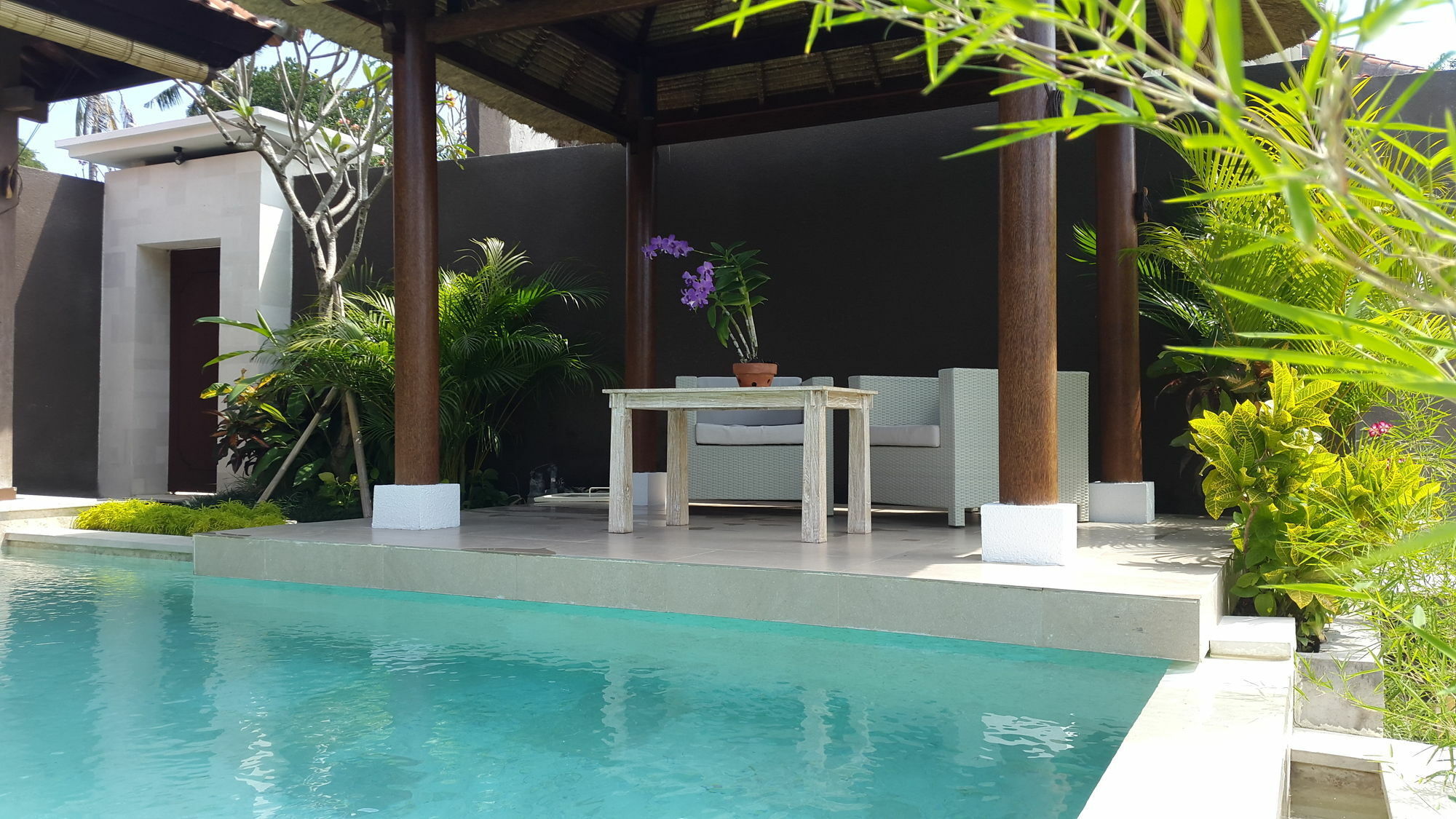 Sri Abi Ratu Villas Sukawati Екстериор снимка
